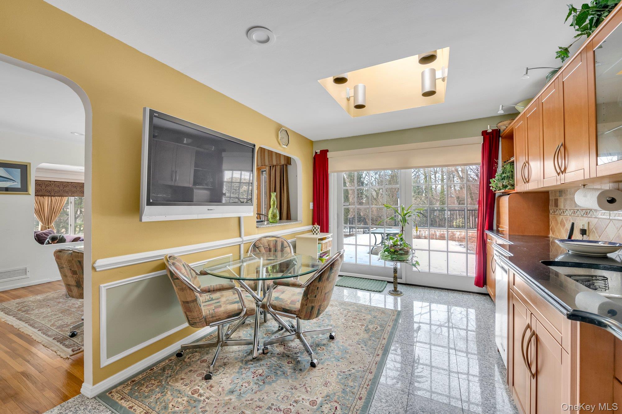 #11 photo, 1 Crystal Drive, Great Neck , NY 11021