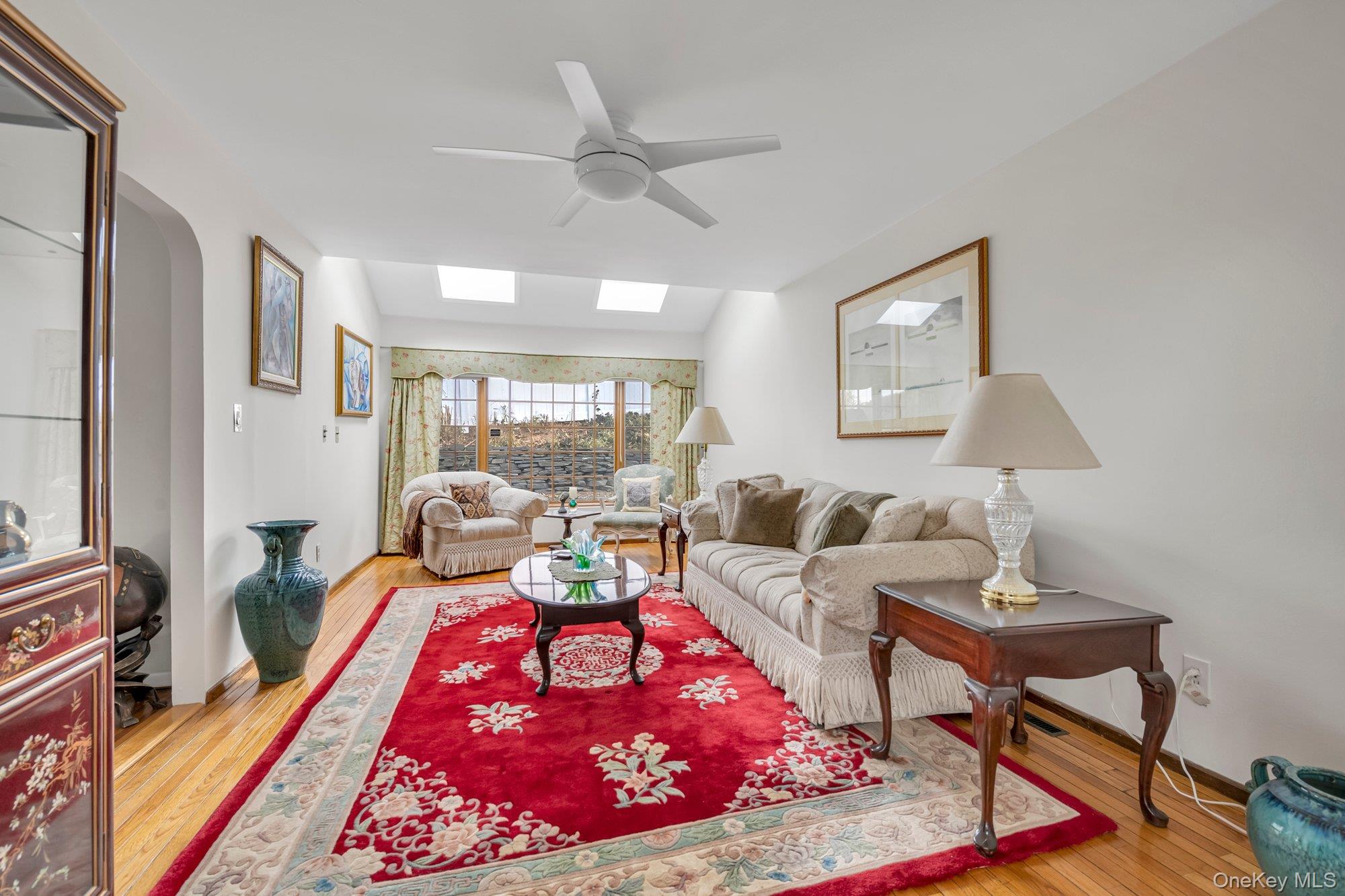 #6 photo, 1 Crystal Drive, Great Neck , NY 11021