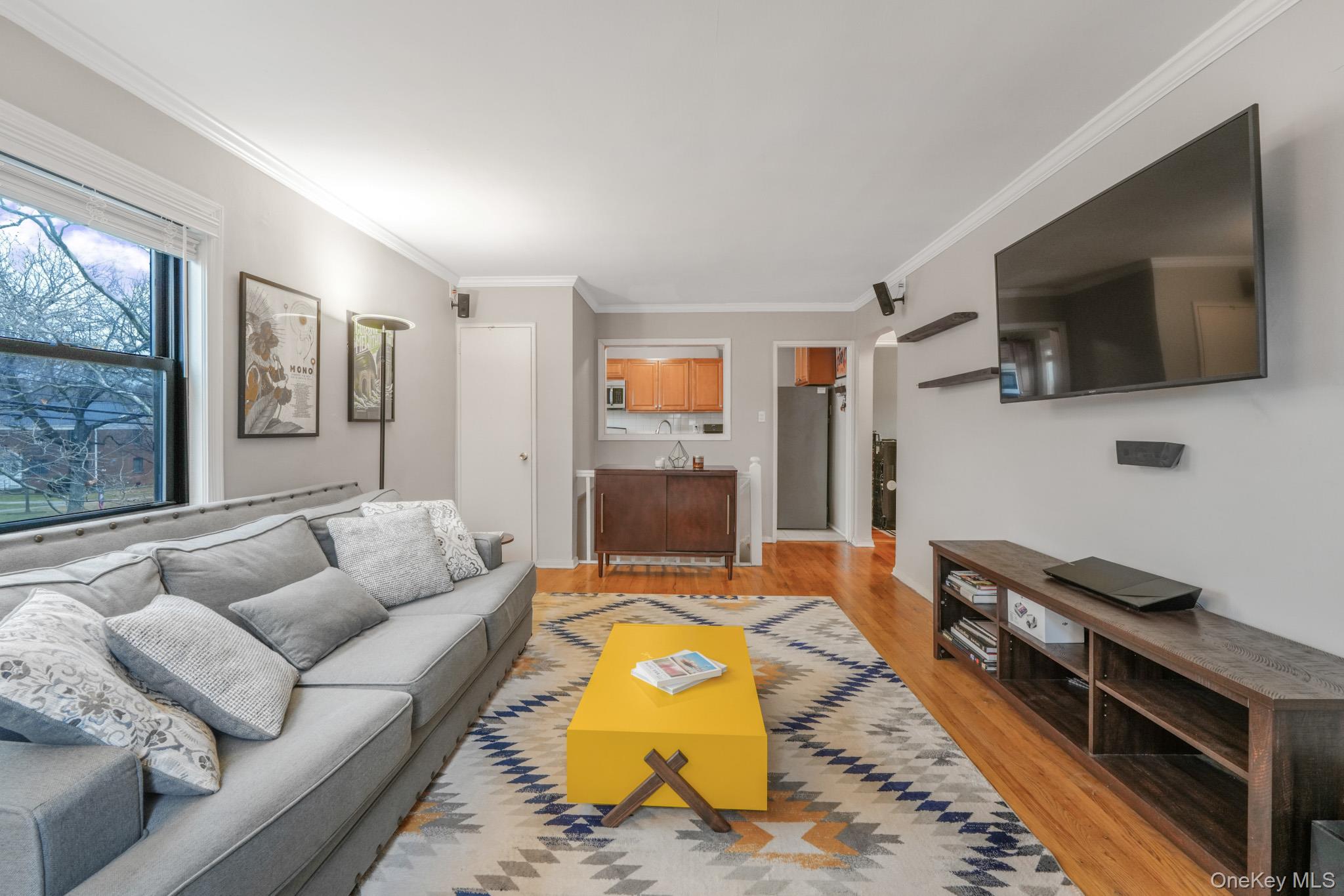 #3 photo, 220-02 73rd Ave, Oakland Gardens , NY 11364