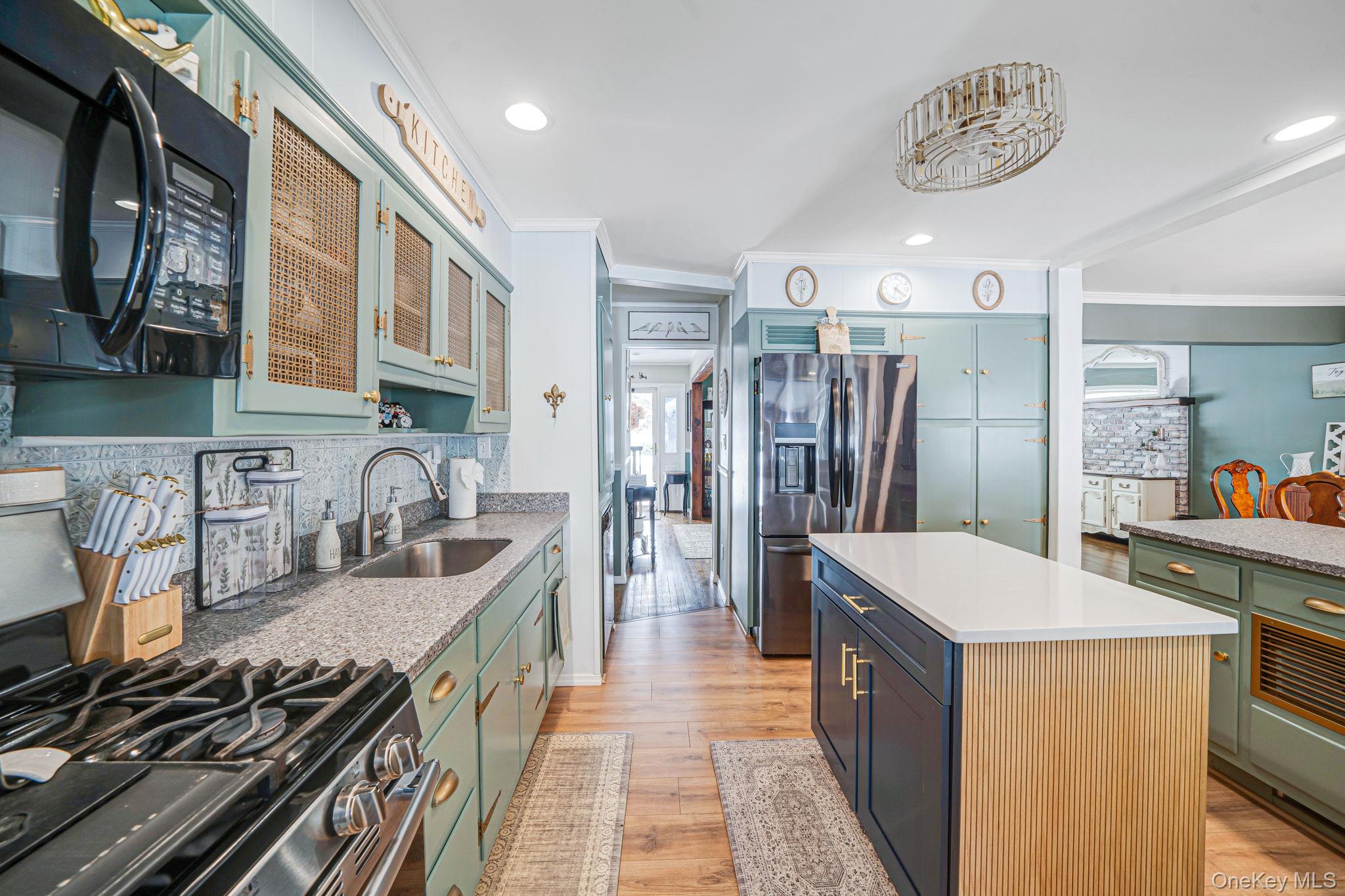 #13 photo, 47 Grover Lane, East Northport , NY 11731