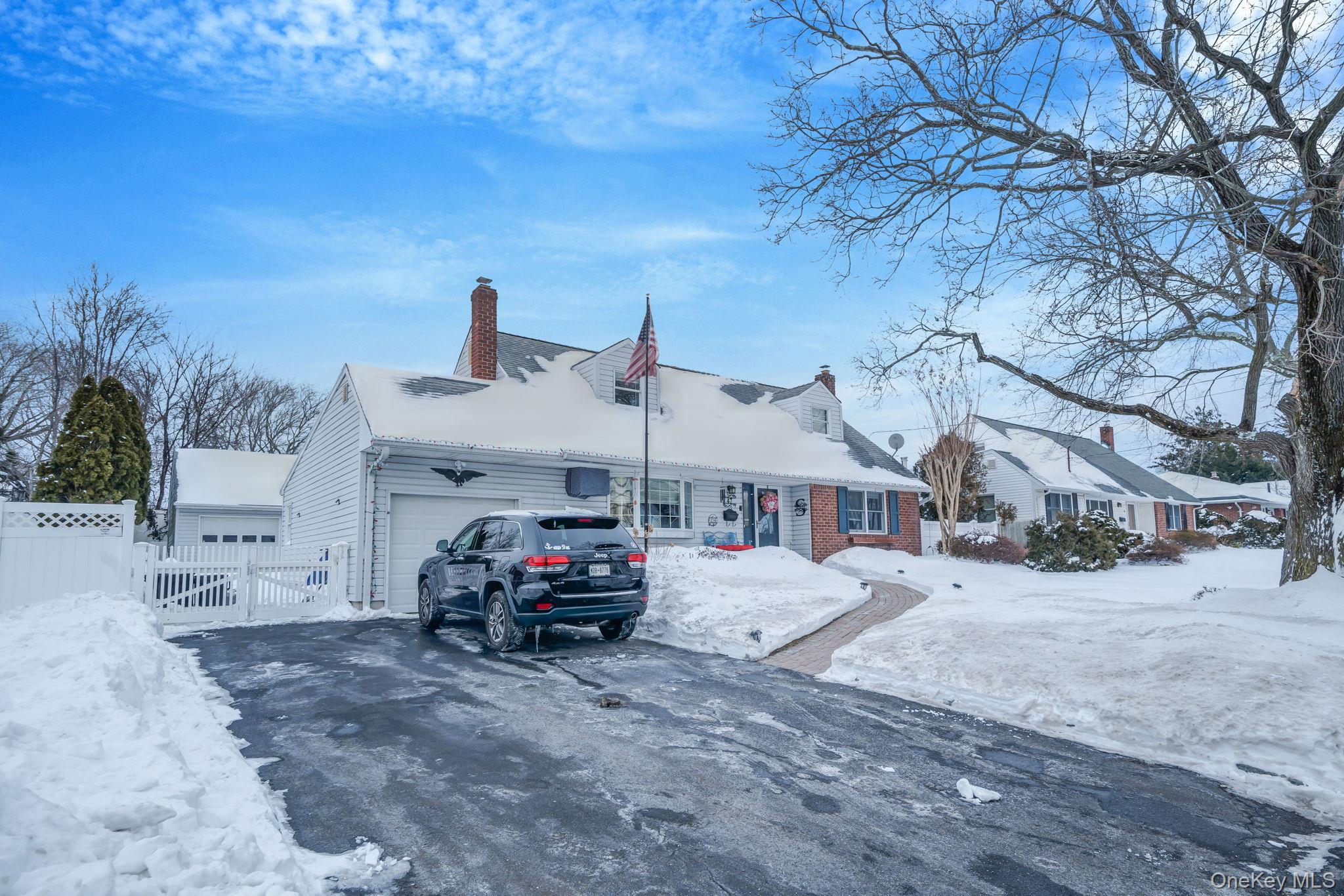 #2 photo, 47 Grover Lane, East Northport , NY 11731