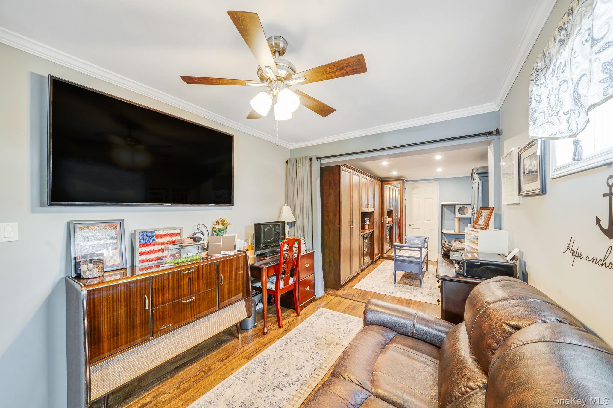 #20 photo, 47 Grover Lane, East Northport , NY 11731