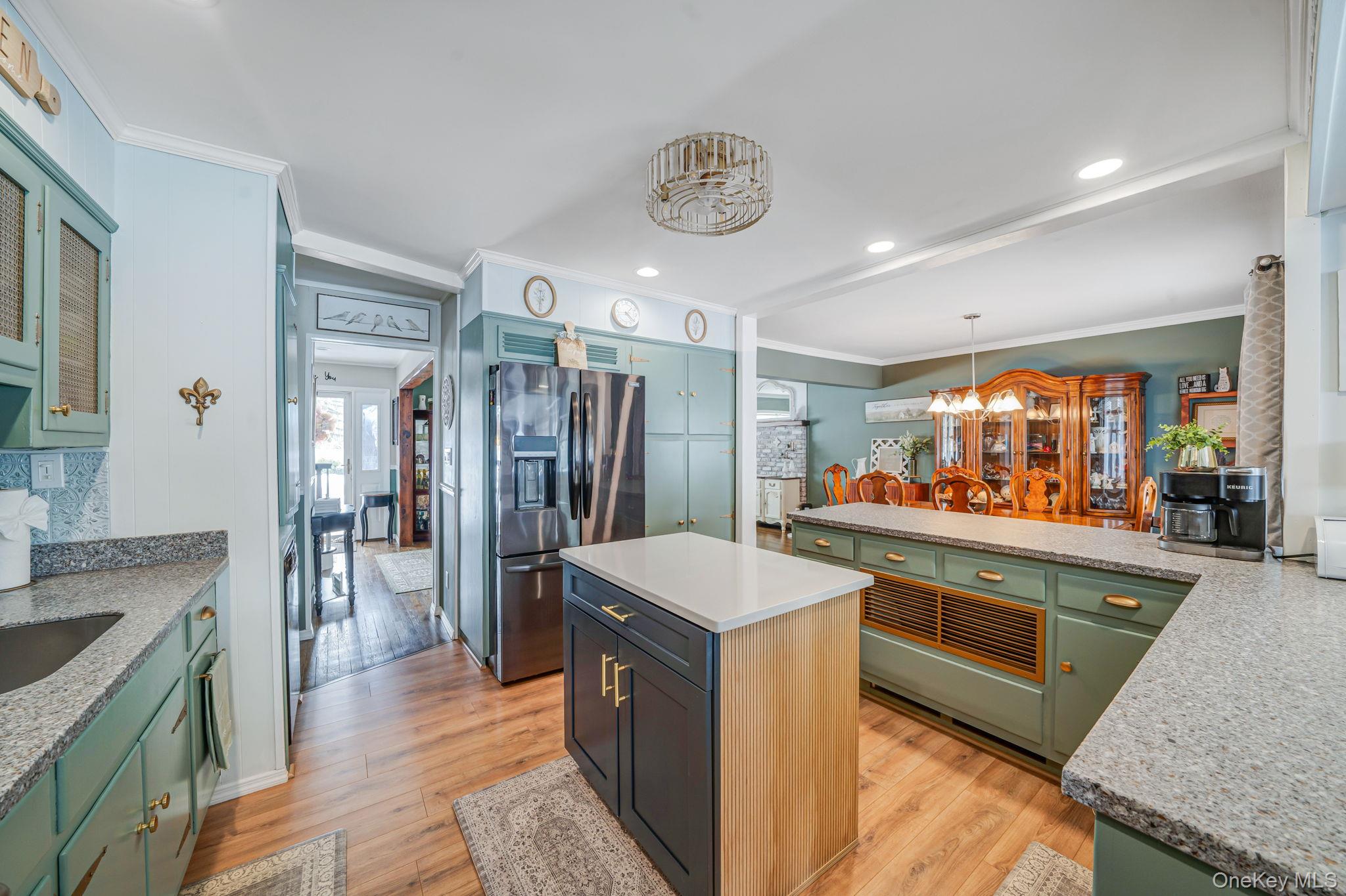 #9 photo, 47 Grover Lane, East Northport , NY 11731