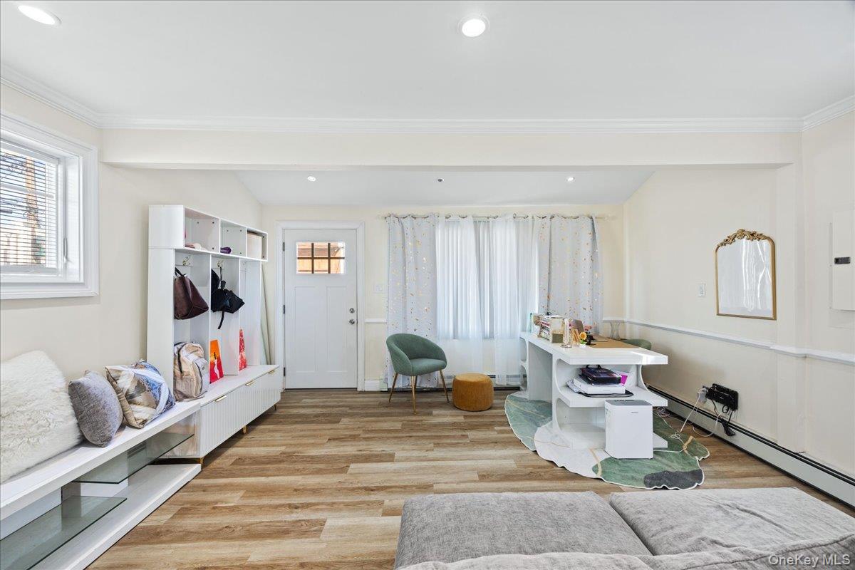 #5 photo, 5 James Street, East Rockaway , NY 11518