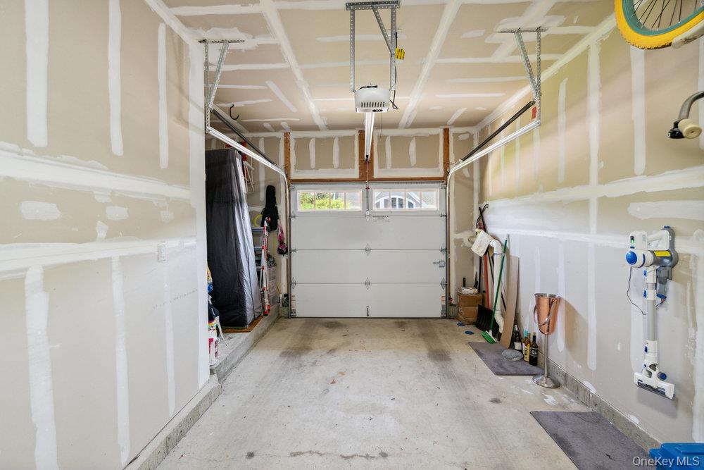 #15 photo, 1 Willow Terrace, Coram , NY 11727