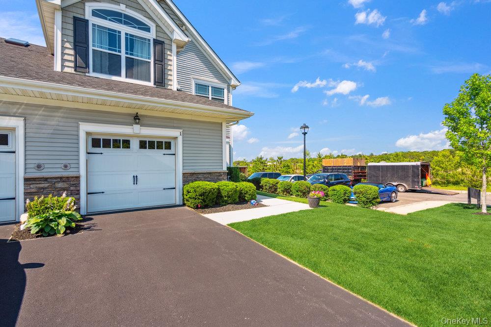 #2 photo, 1 Willow Terrace, Coram , NY 11727