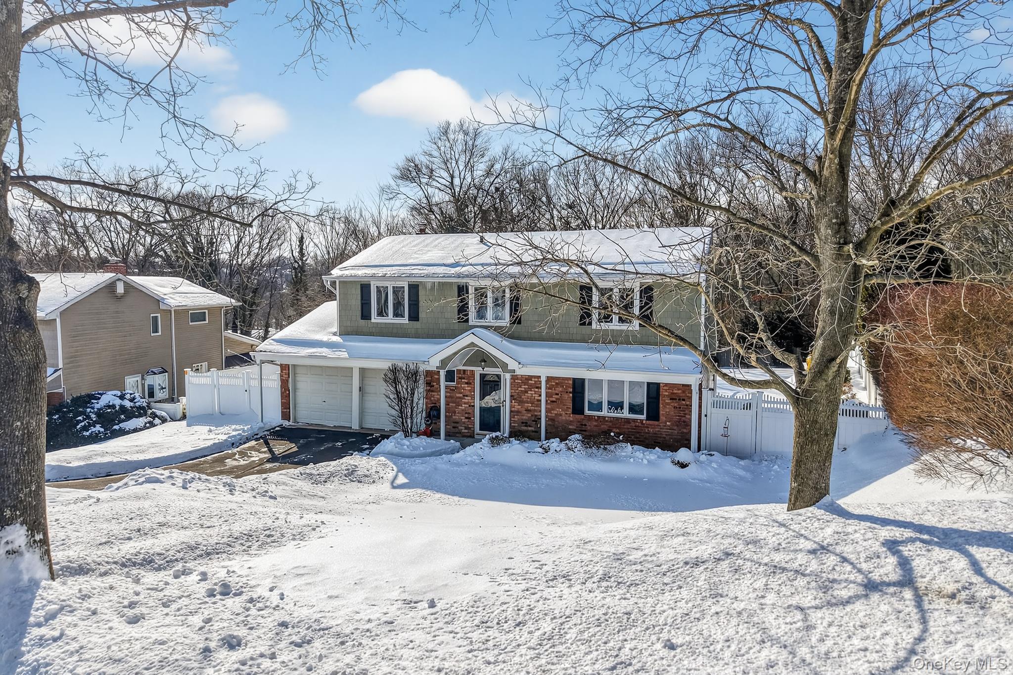 #13 photo, 18 Hill Lane, Smithtown , NY 11787