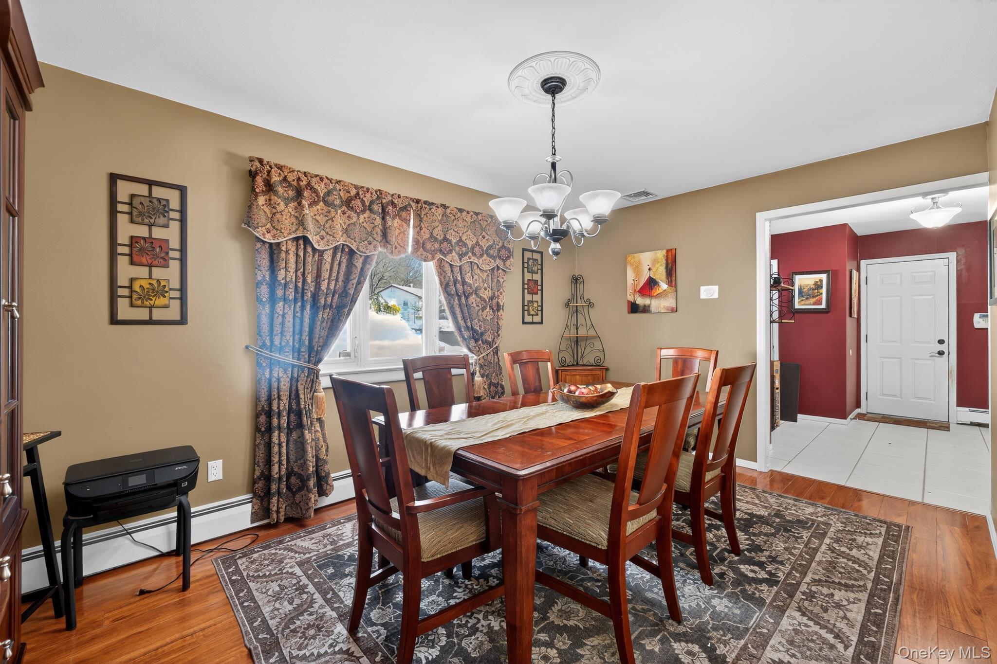 #15 photo, 18 Hill Lane, Smithtown , NY 11787