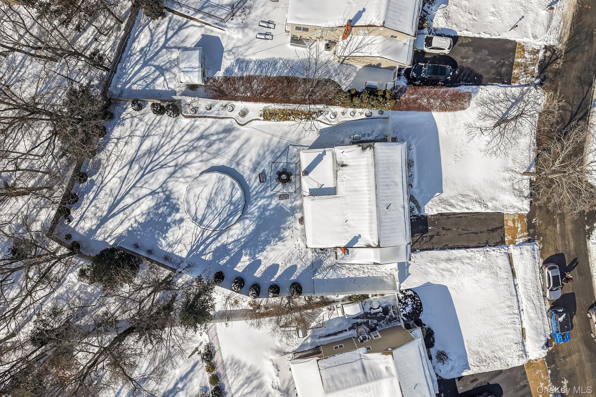 #19 photo, 18 Hill Lane, Smithtown , NY 11787