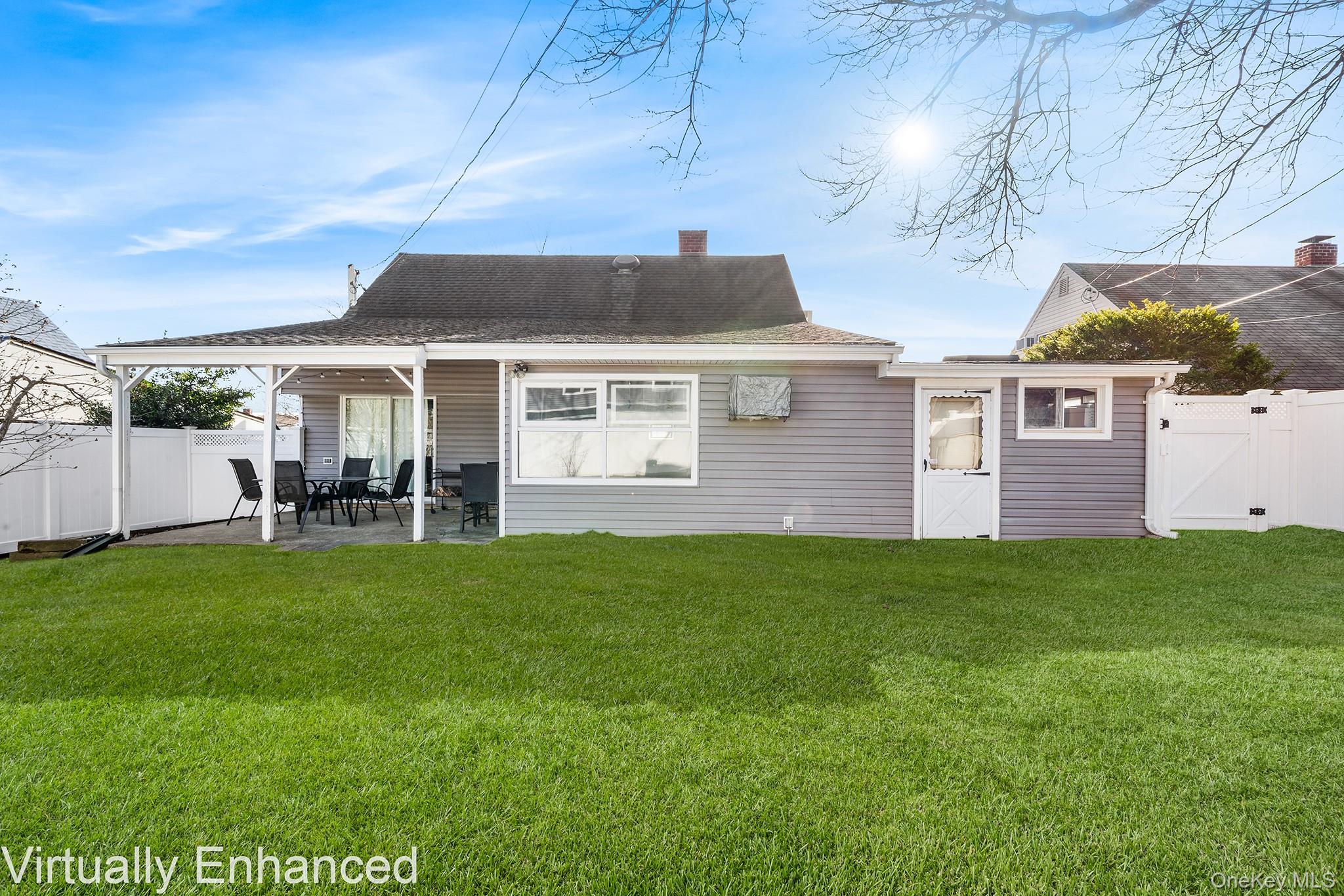 #20 photo, 111 Stirrup Lane, Levittown , NY 11756