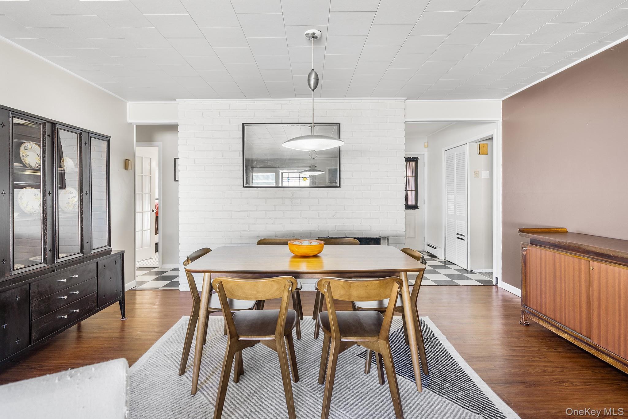 #7 photo, 111 Stirrup Lane, Levittown , NY 11756