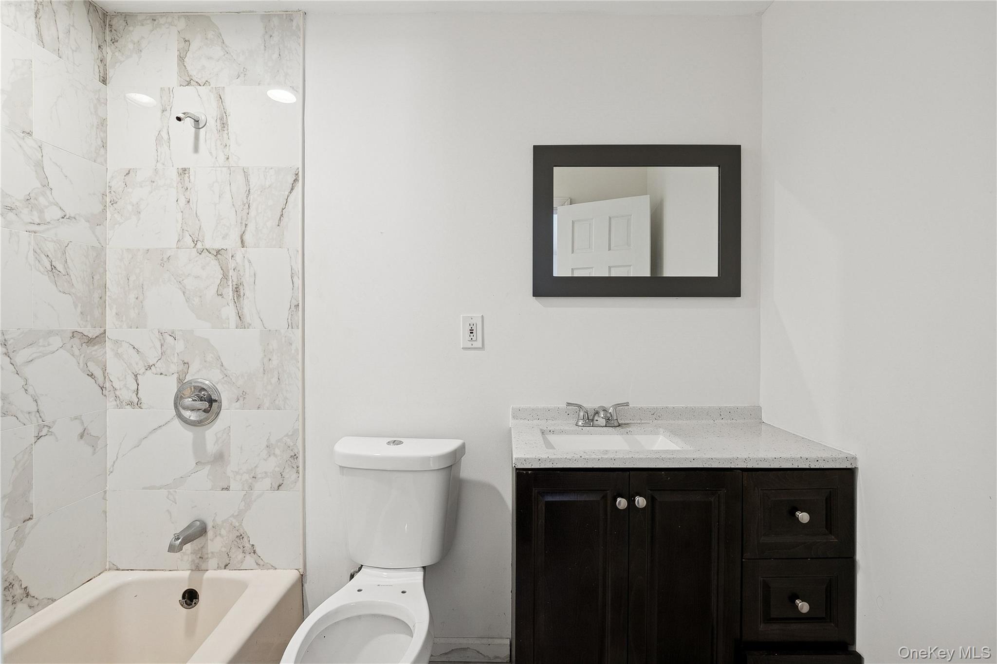 #20 photo, 549 Woodbury Road, Cold Spring Harbor , NY 11724