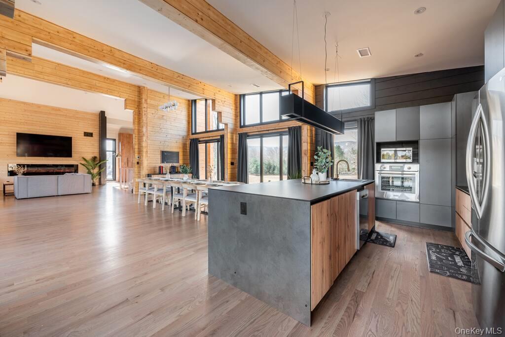 #10 photo, 208 Mill Street, Windham , NY 12496