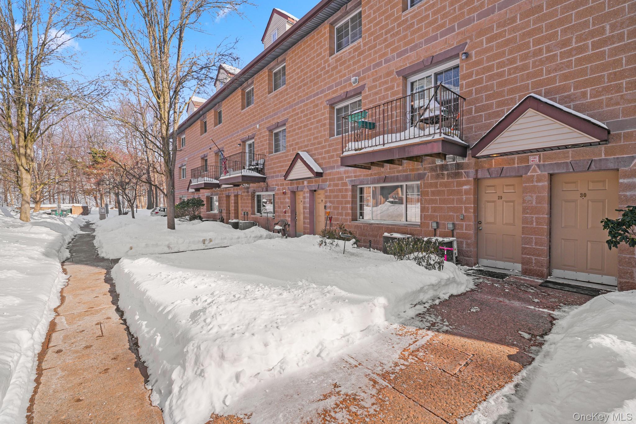 #1 photo, 29 Klint Court, Nanuet , NY 10954