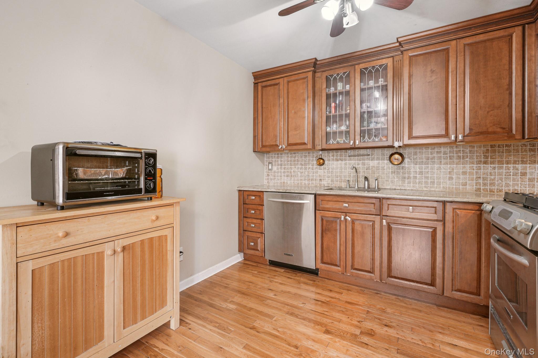 #12 photo, 29 Klint Court, Nanuet , NY 10954