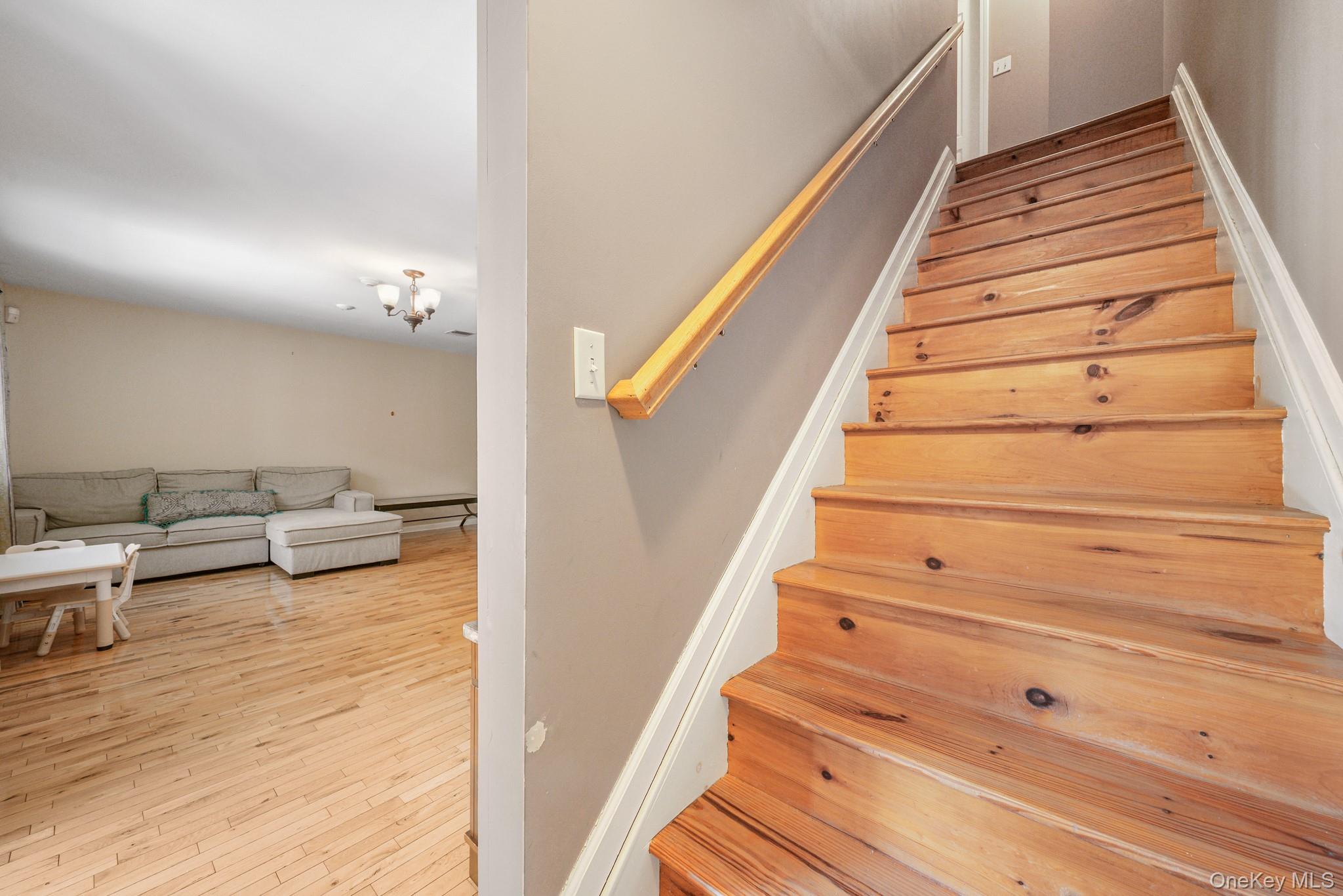 #17 photo, 29 Klint Court, Nanuet , NY 10954