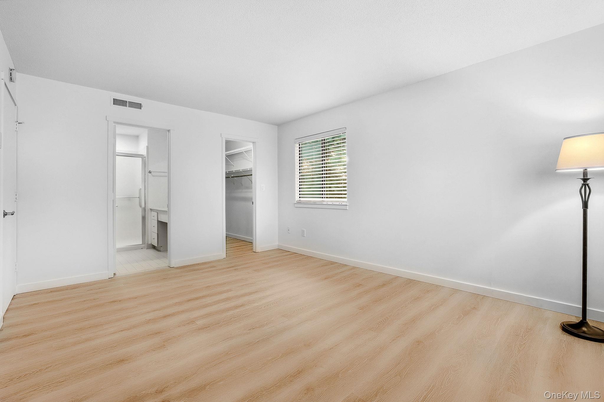 #11 photo, 578 Heritage Hills, Somers , NY 10589