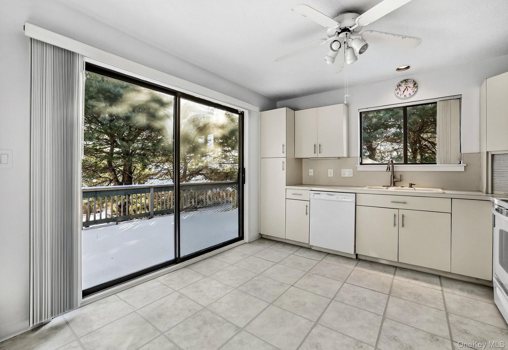 #4 photo, 578 Heritage Hills, Somers , NY 10589