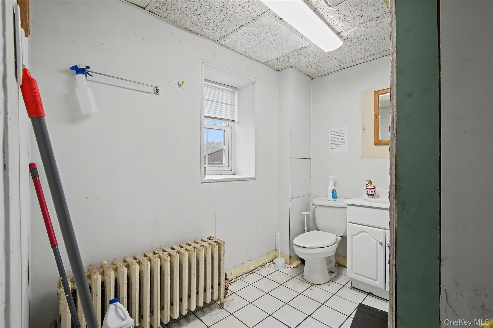 #14 photo, 384-386 Broadway, Monticello , NY 12701