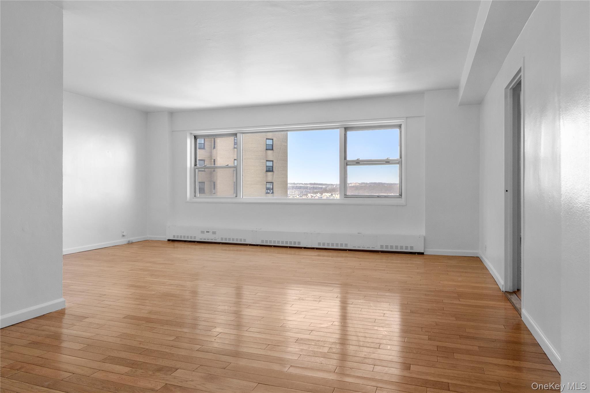 #1 photo, 5 Fordham Hill Oval, 布朗士 Bronx , NY 10468