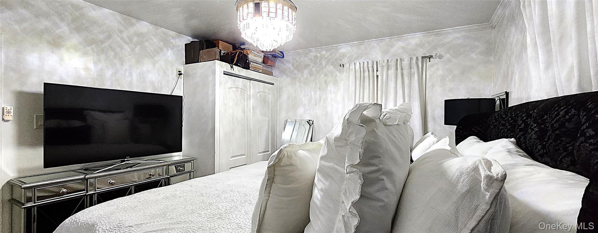 #11 photo, 290 Roberts Avenue, Yonkers , NY 10703