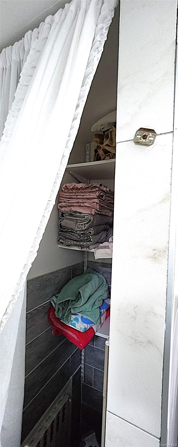 #18 photo, 290 Roberts Avenue, Yonkers , NY 10703