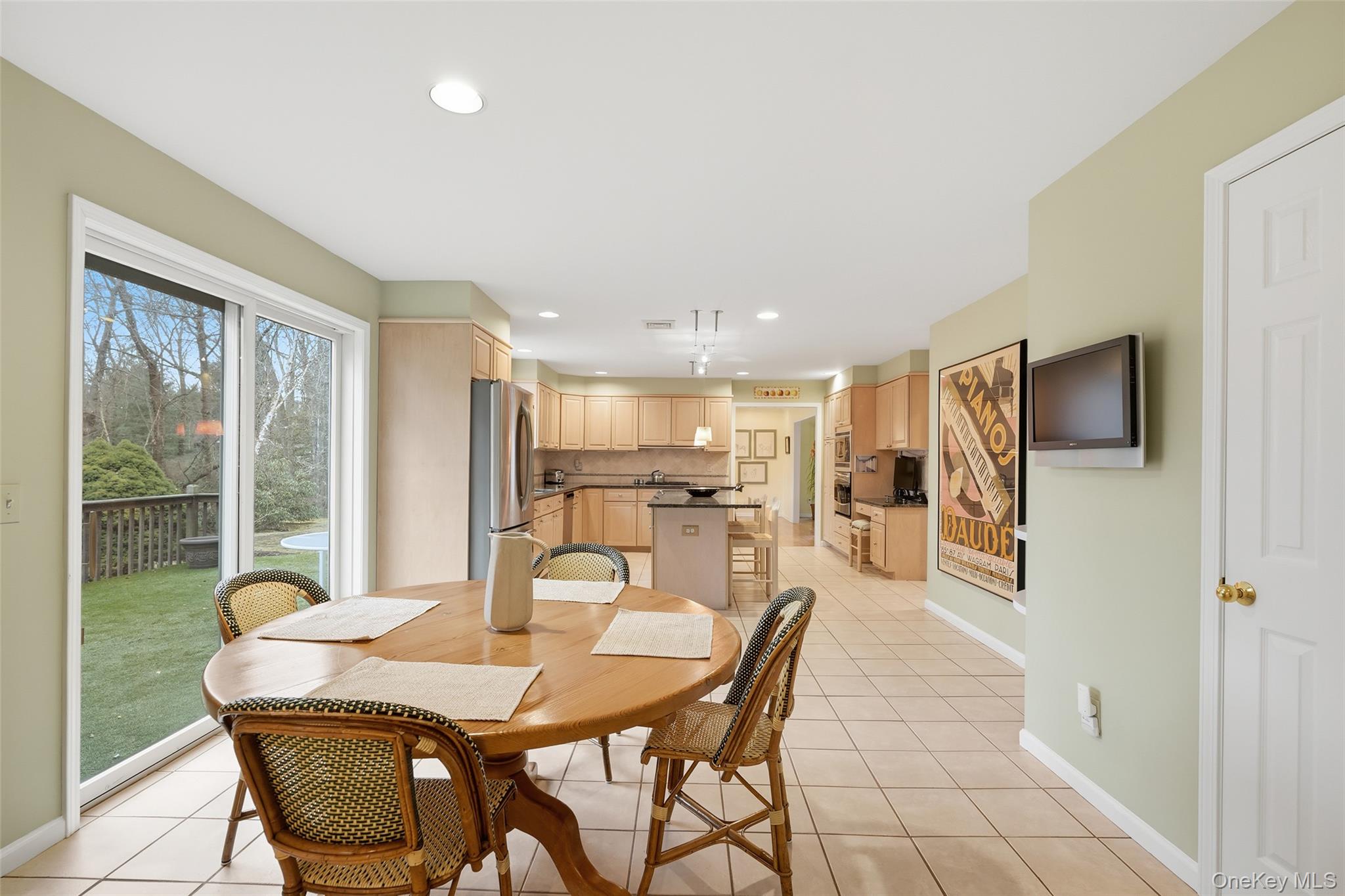 #7 photo, 758 King Street, Rye Brook , NY 10573