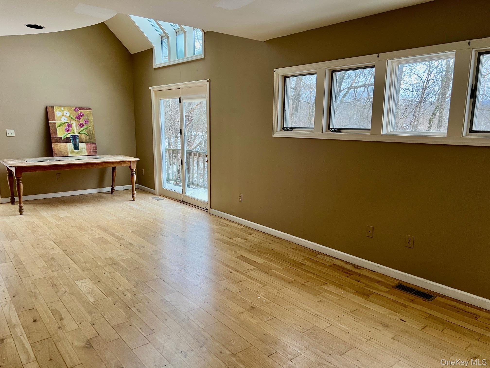 #16 photo, 22 Troutbeck Crescent, Amenia , NY 12501