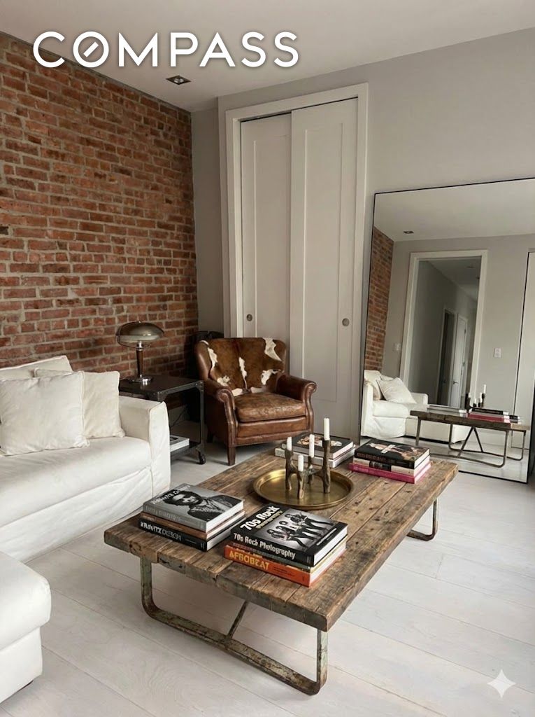 #2 photo, New York City, Lower East Side , NY 10002