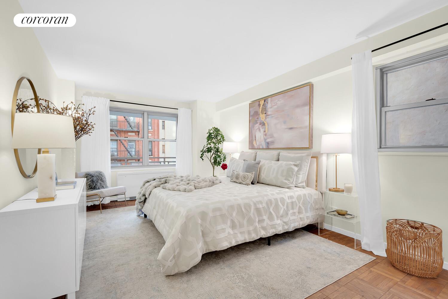 #6 photo, 360 E 72ND Street, Lenox Hill , NY 10021