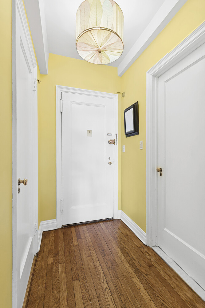 #11 photo, 400 E 52ND Street, Beekman , NY 10022