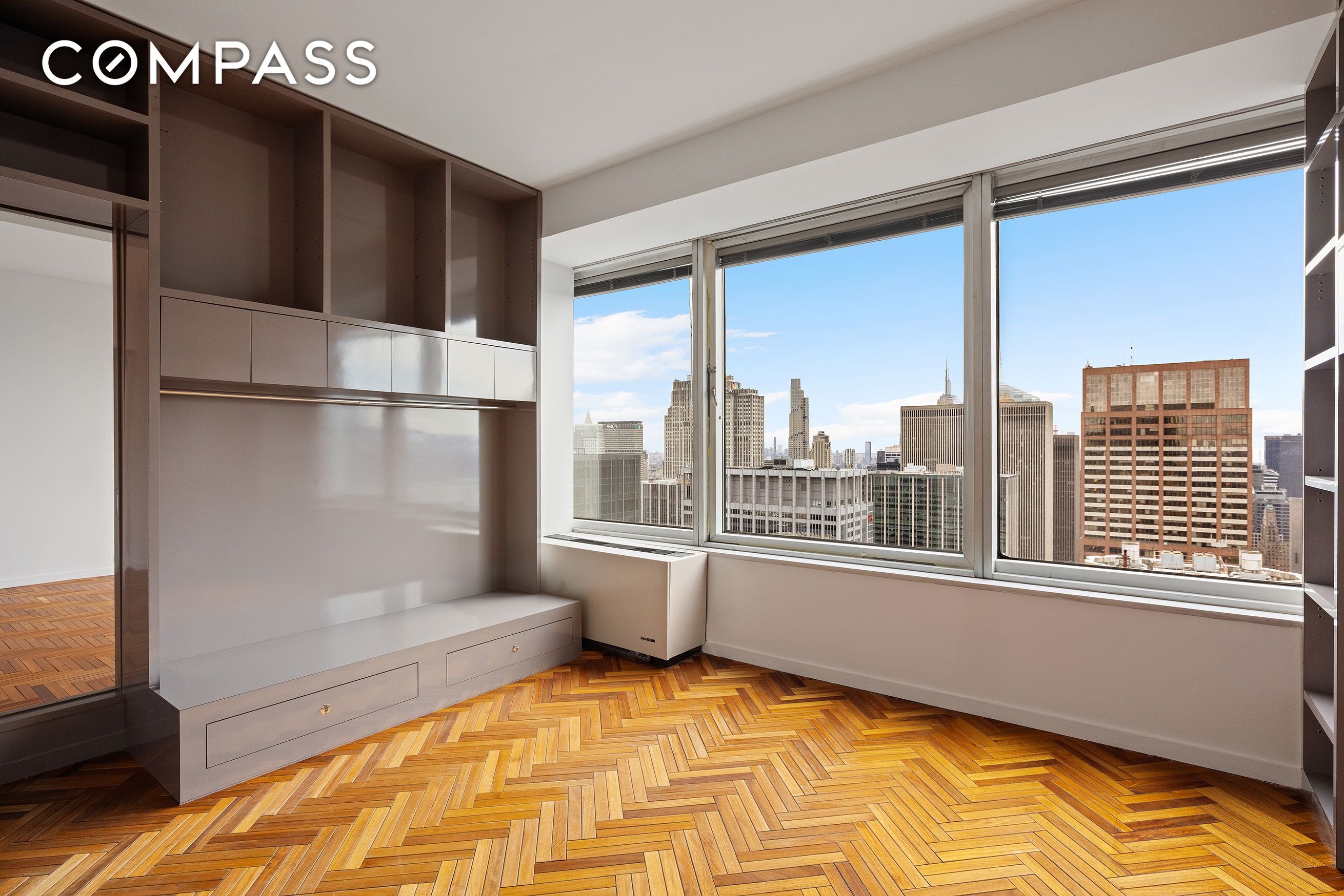 #13 photo, 150 W 56th Street, Midtown , NY 10019