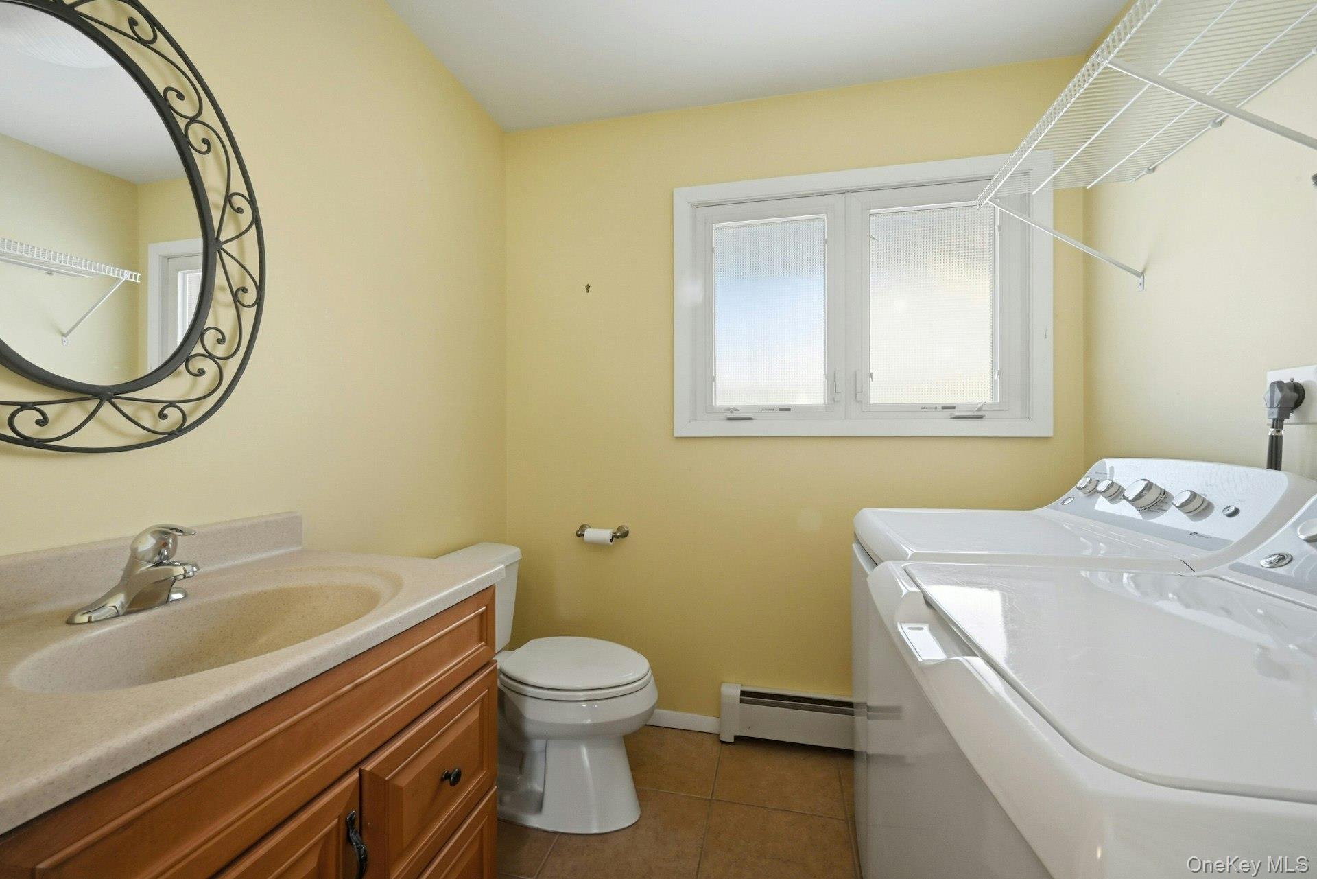 #17 photo, 205 Oak Neck Lane, West Islip , NY 11795