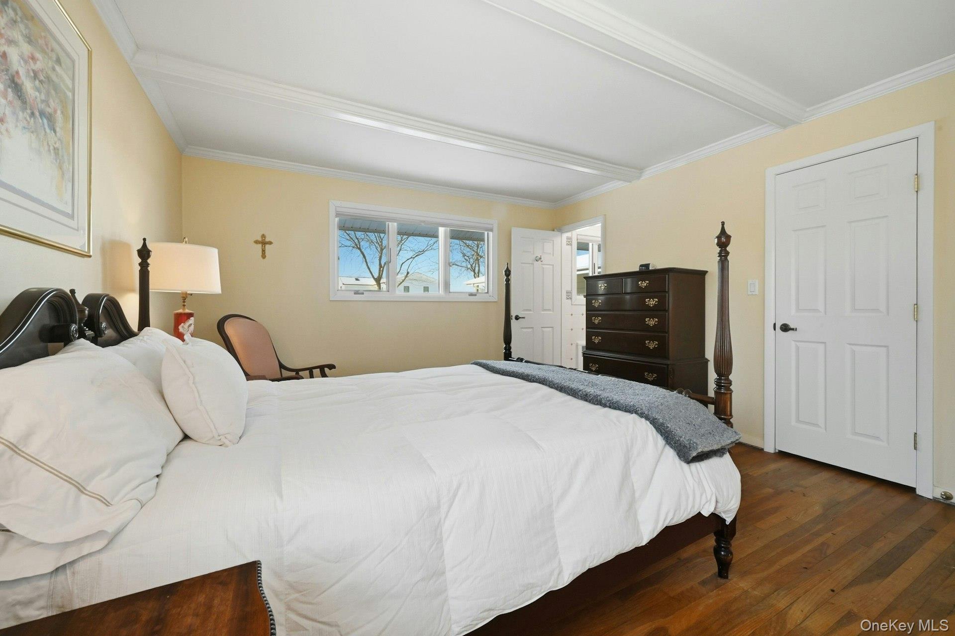 #18 photo, 205 Oak Neck Lane, West Islip , NY 11795