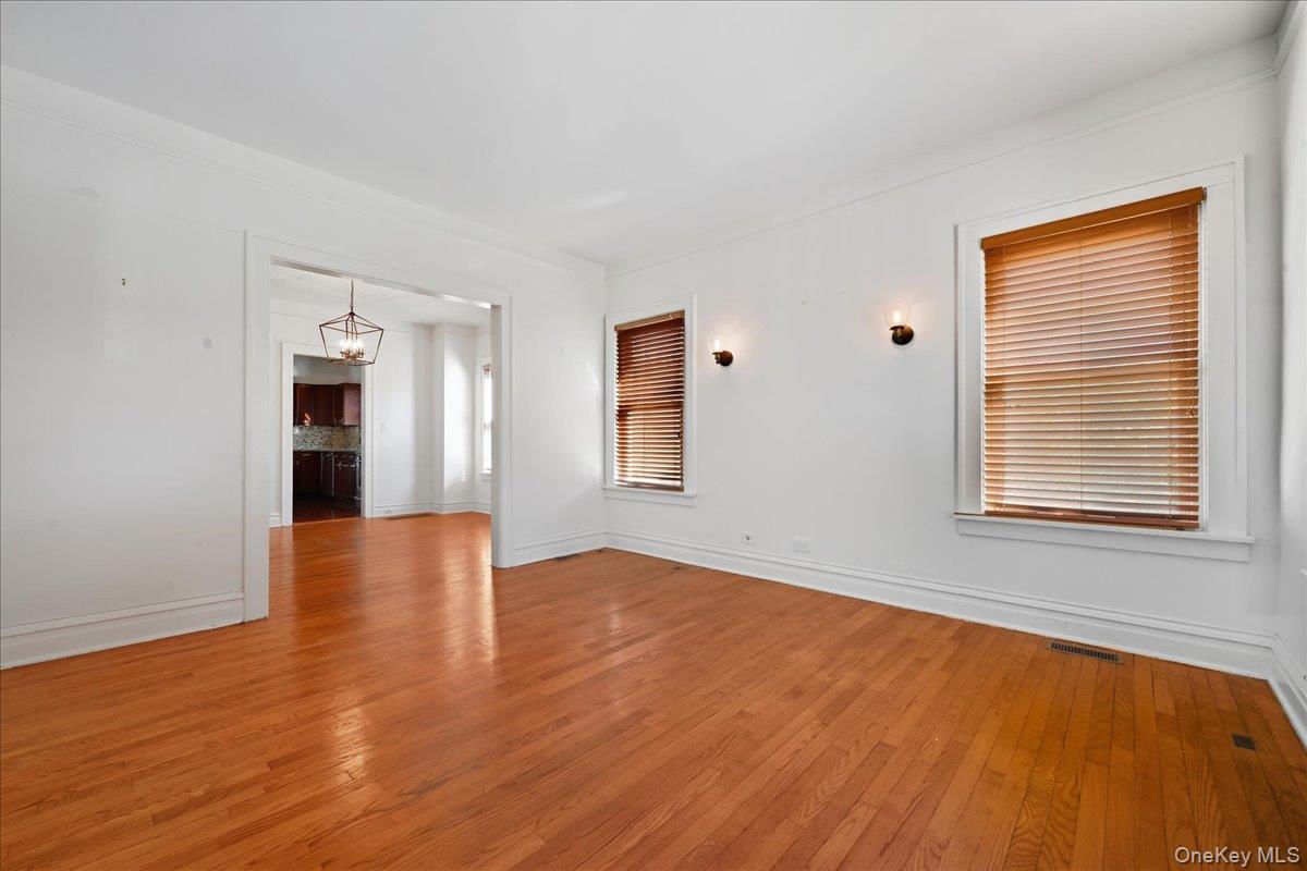 #5 photo, 1 Carl Street, Greenvale , NY 11548