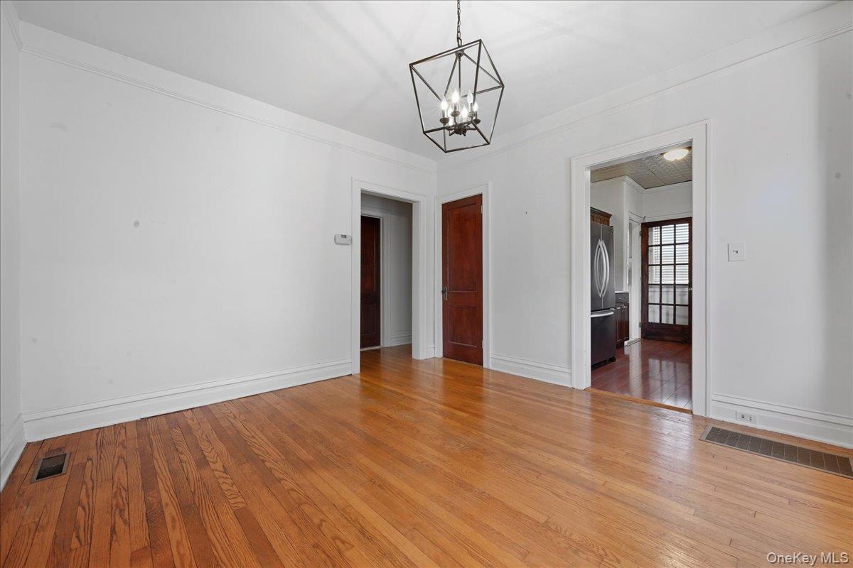 #9 photo, 1 Carl Street, Greenvale , NY 11548