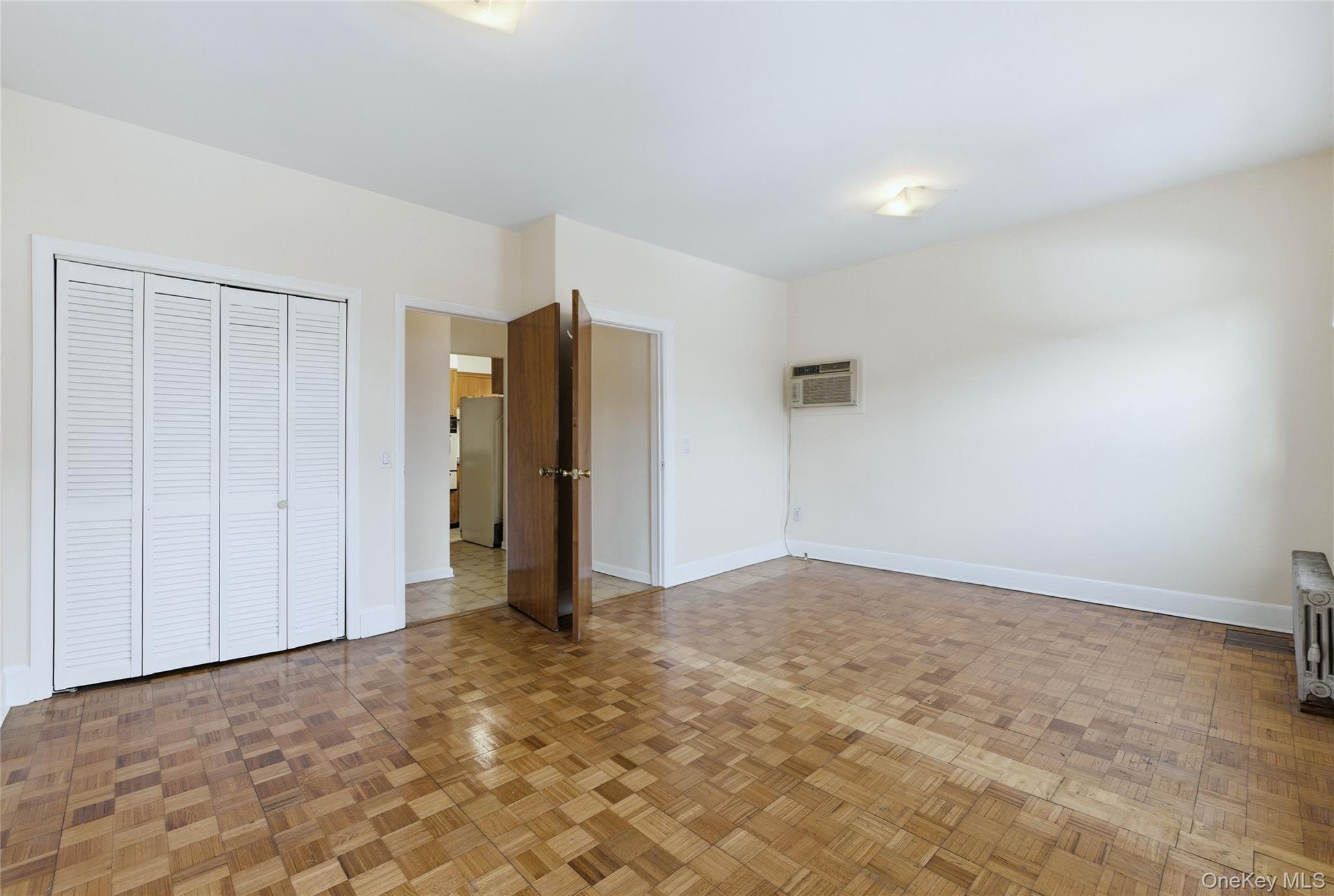 #14 photo, 3445 59th Street, Woodside , NY 11377