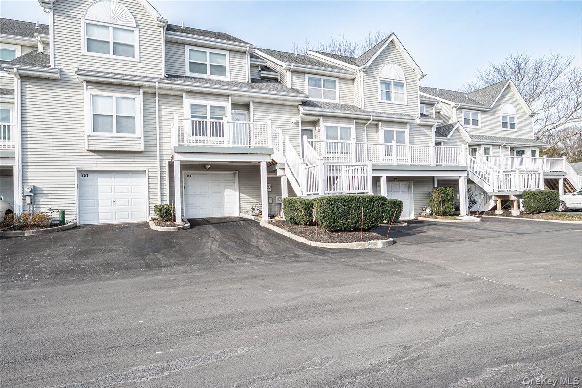 #5 photo, 249 Windward Drive, Port Jefferson , NY 11777