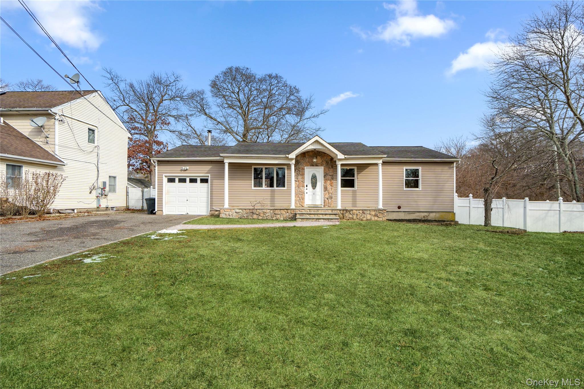 #4 photo, 6 Edward Court, Lake Ronkonkoma , NY 11779