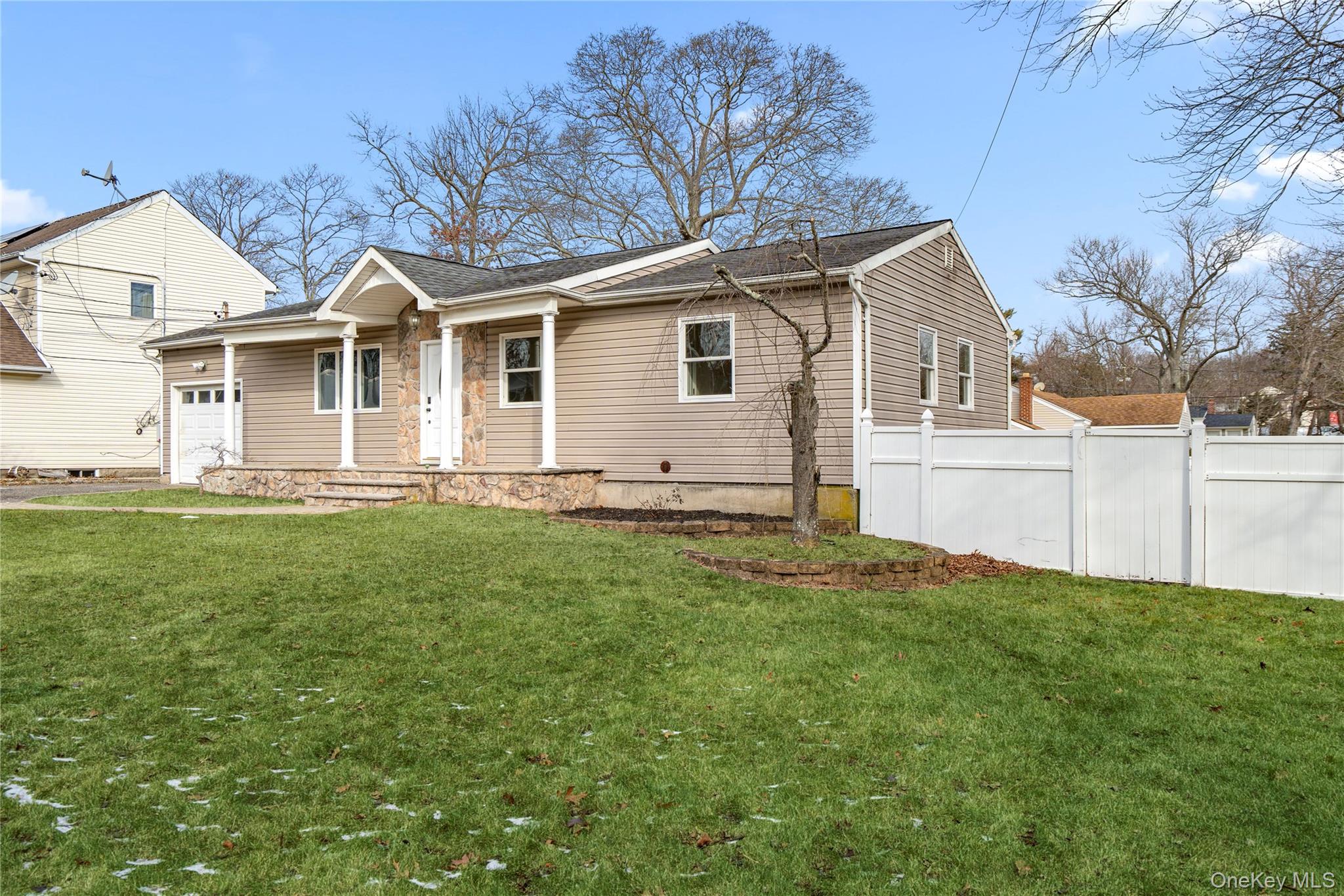 #6 photo, 6 Edward Court, Lake Ronkonkoma , NY 11779