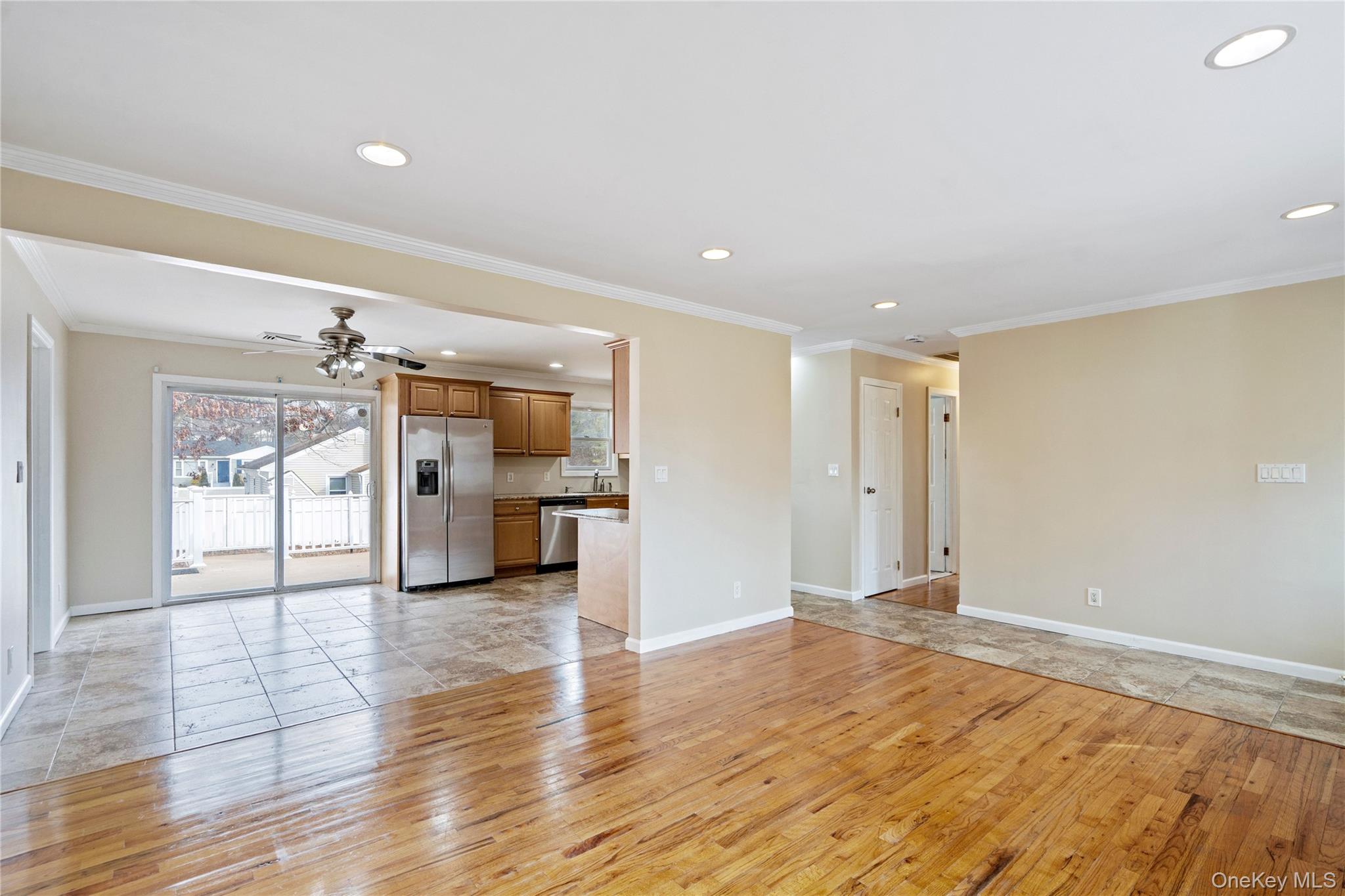 #9 photo, 6 Edward Court, Lake Ronkonkoma , NY 11779