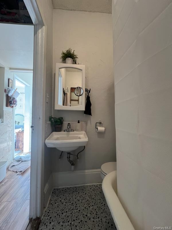 #10 photo, 6556 Myrtle Avenue, Glendale , NY 11385