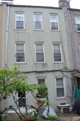 #3 photo, 6556 Myrtle Avenue, Glendale , NY 11385