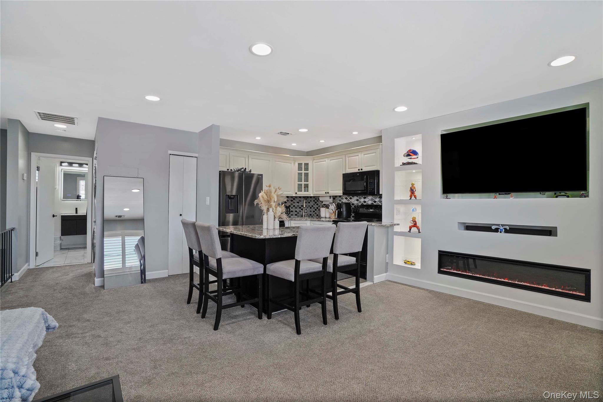 #16 photo, 825 S Ocean Avenue, ناسو Freeport , NY 11520