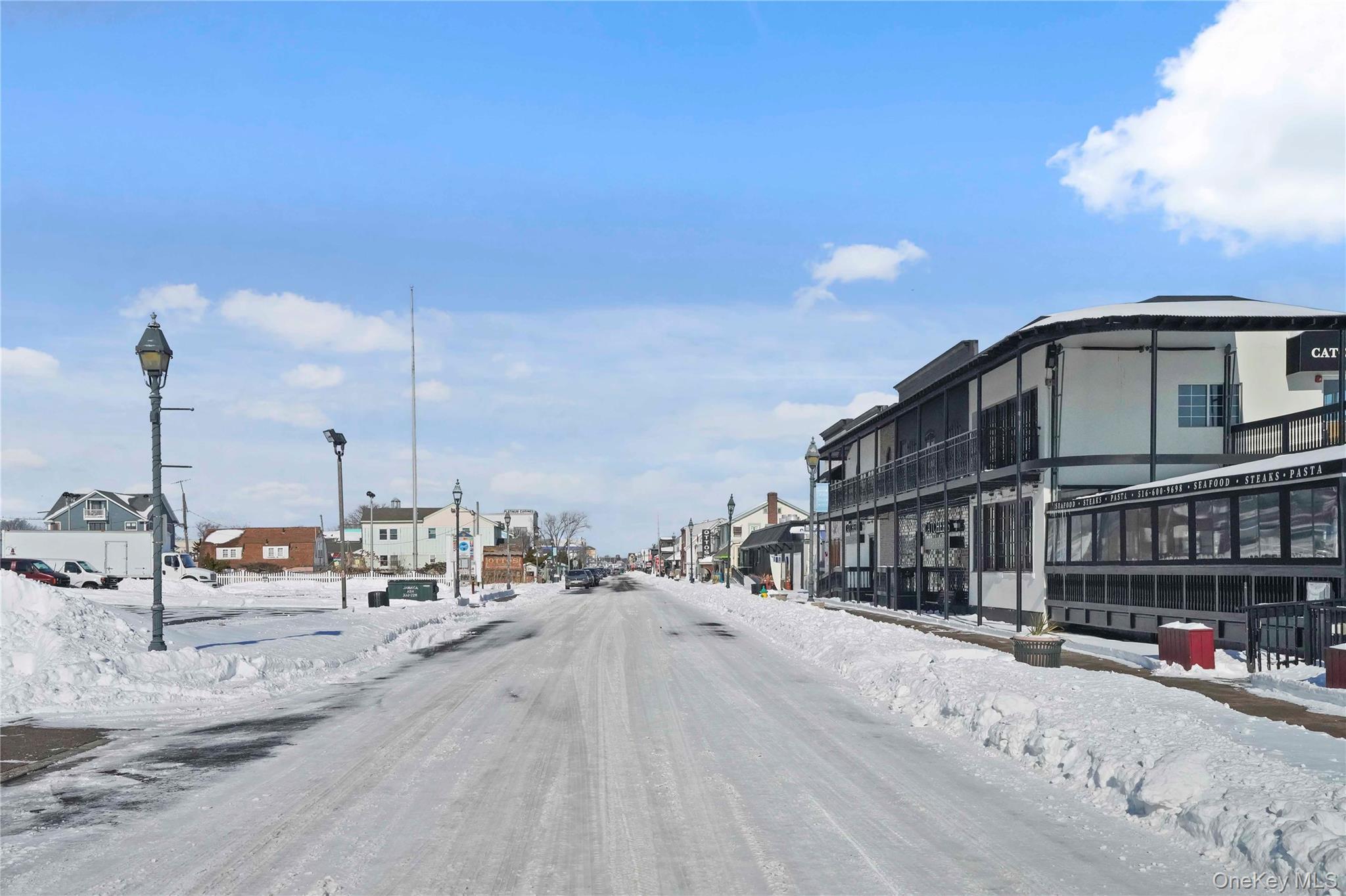 #3 photo, 825 S Ocean Avenue, ناسو Freeport , NY 11520