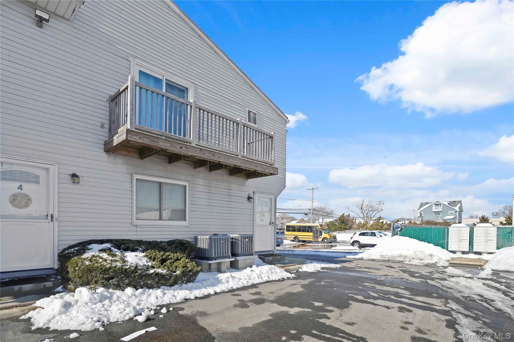 #4 photo, 825 S Ocean Avenue, ناسو Freeport , NY 11520