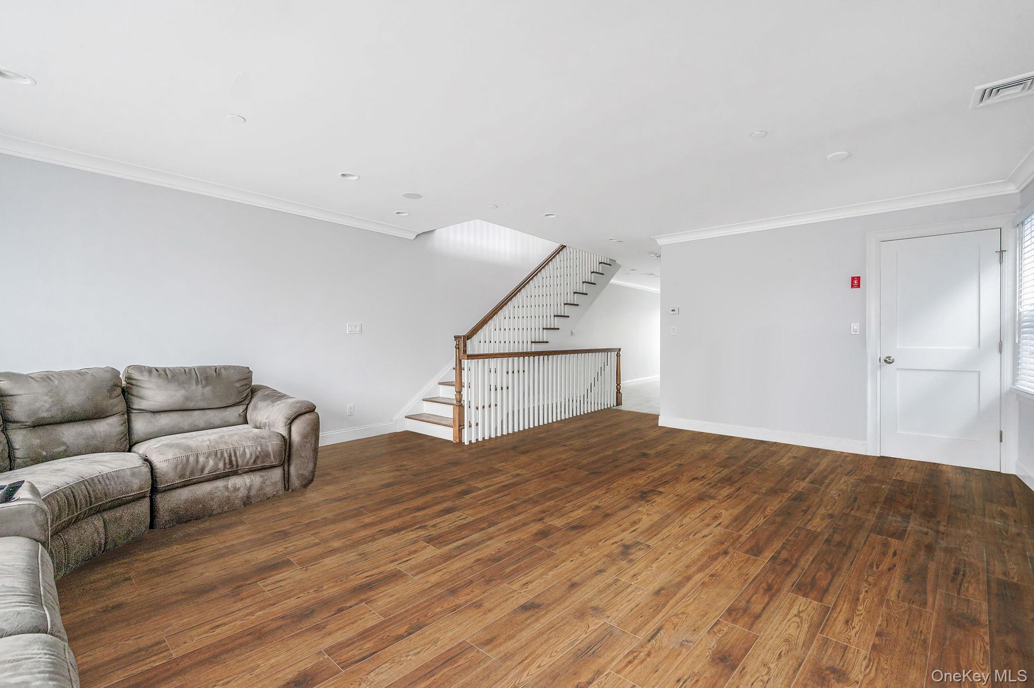 #11 photo, 114 Beach Avenue, Bellmore , NY 11710