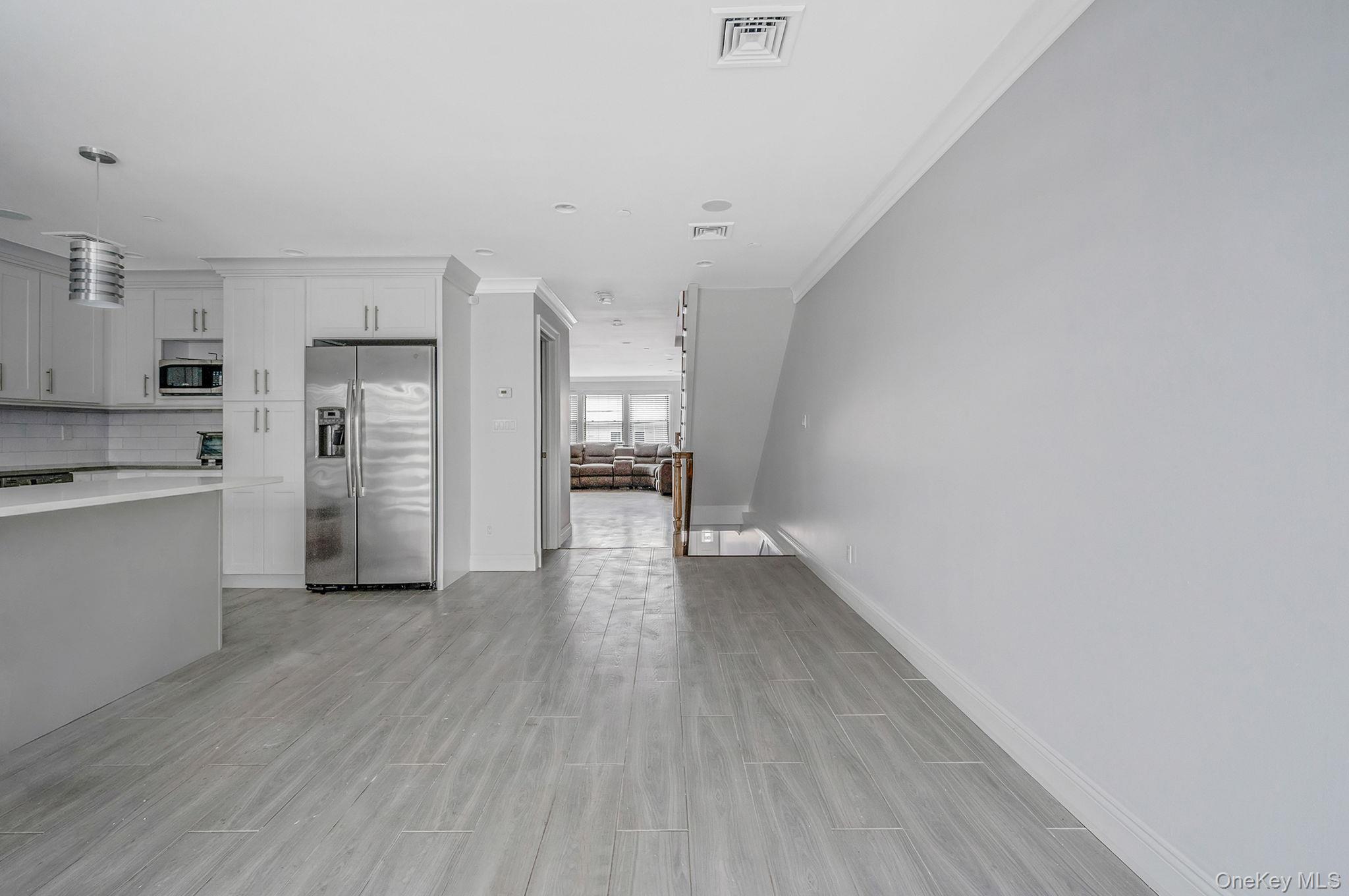 #4 photo, 114 Beach Avenue, Bellmore , NY 11710