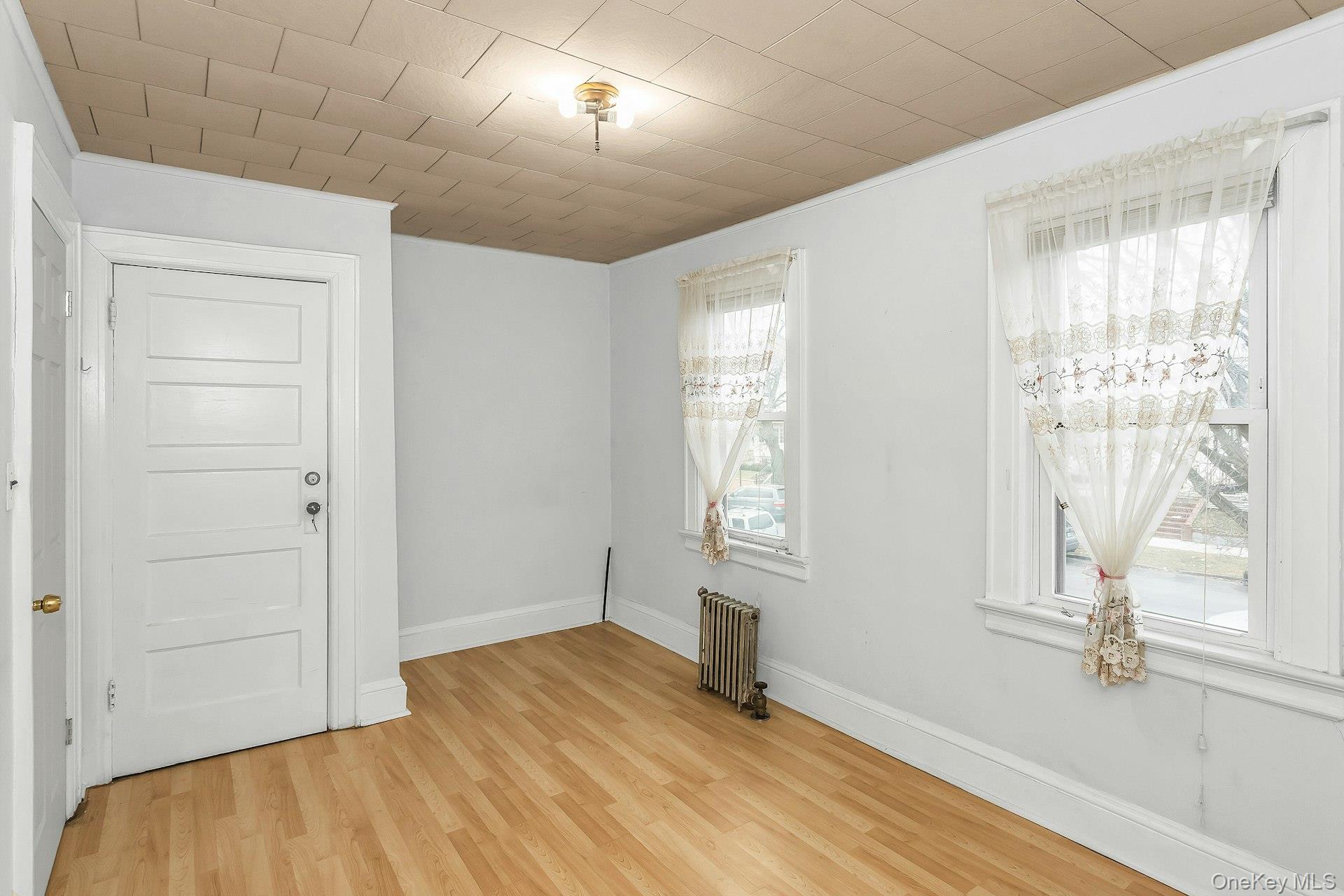 #13 photo, 148-28 87th Avenue, Briarwood , NY 11435