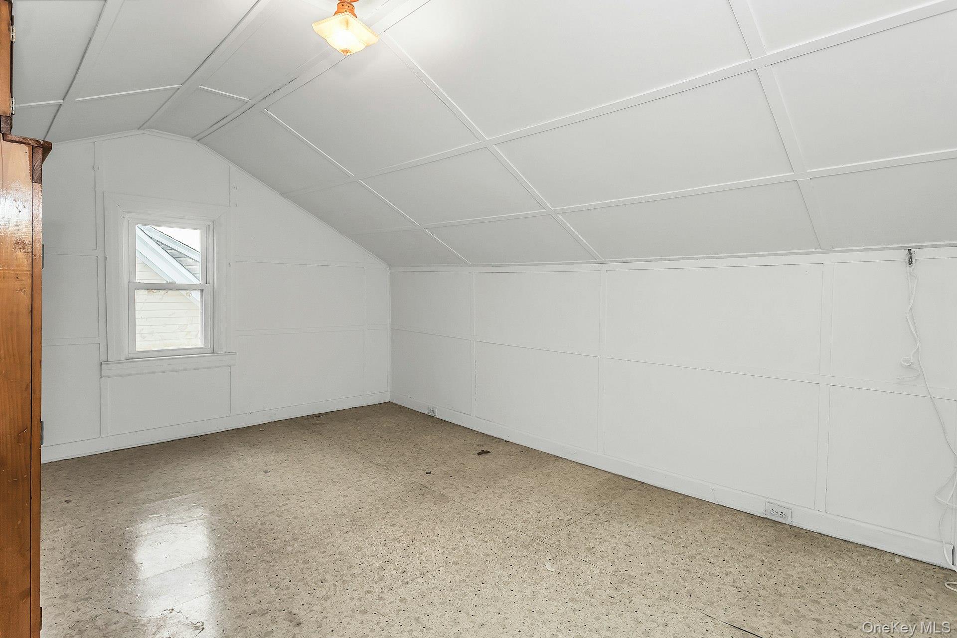 #19 photo, 148-28 87th Avenue, Briarwood , NY 11435